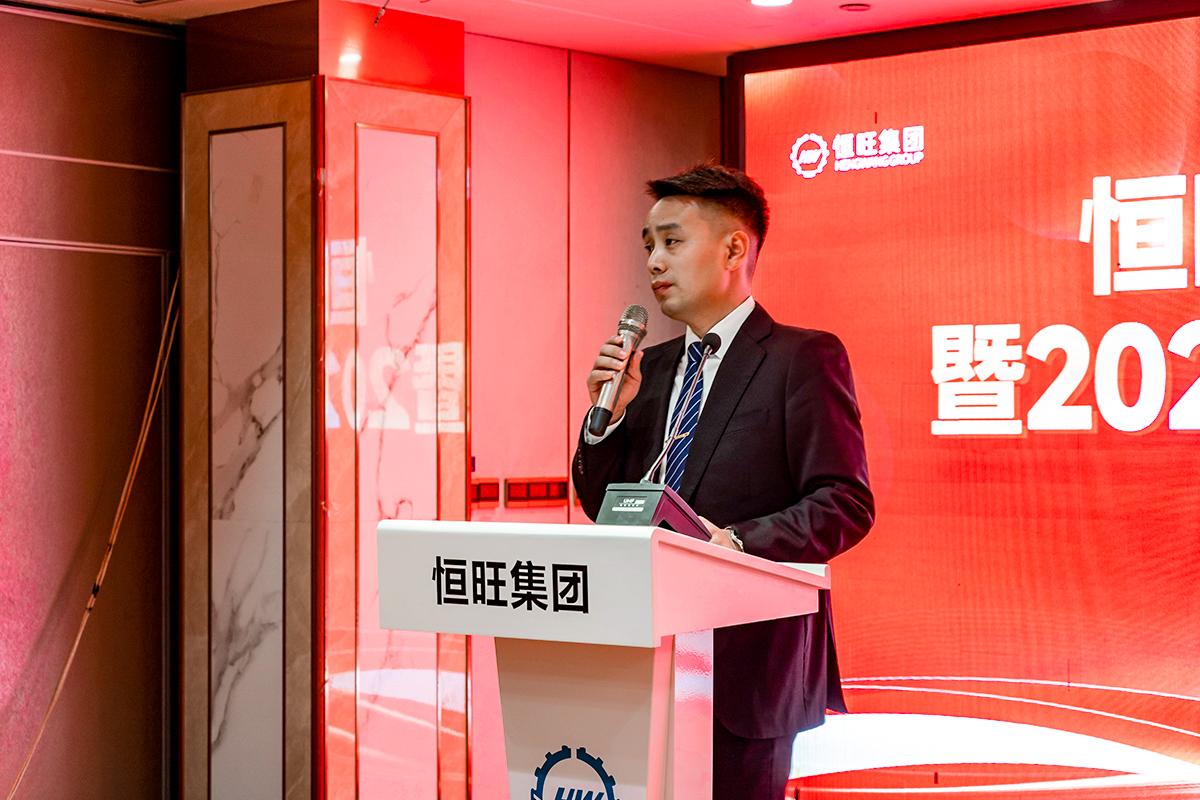 董事長(zhang)、總經理劉明(ming)濤