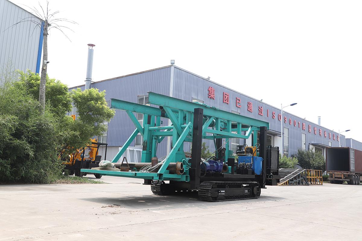 6寸鋼履(lǚ)帶反循環鑽(zuan)機